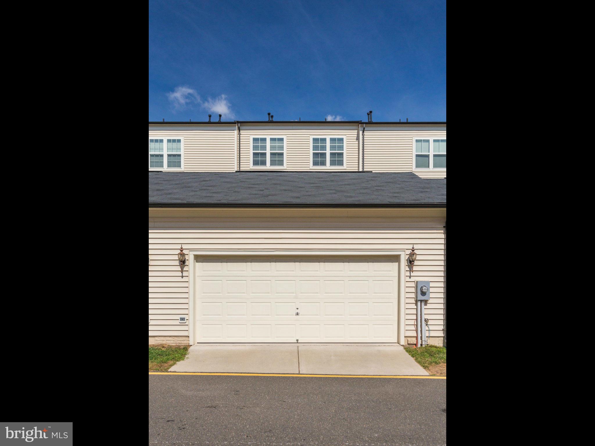 VICTORY LAKES - Residential