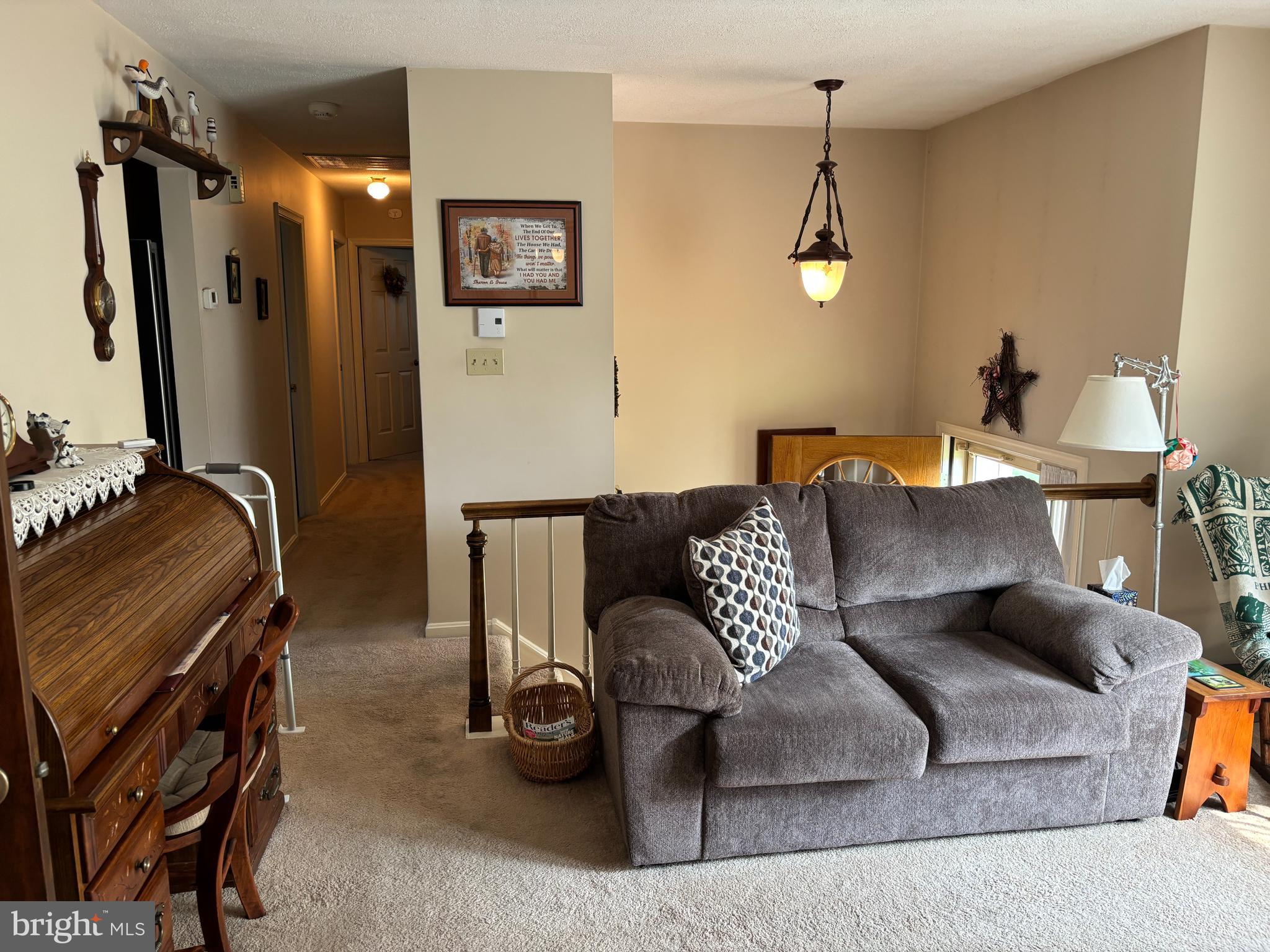 710 LONGVIEW DRIVE