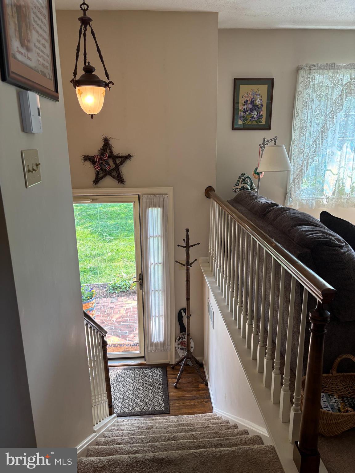 710 LONGVIEW DRIVE