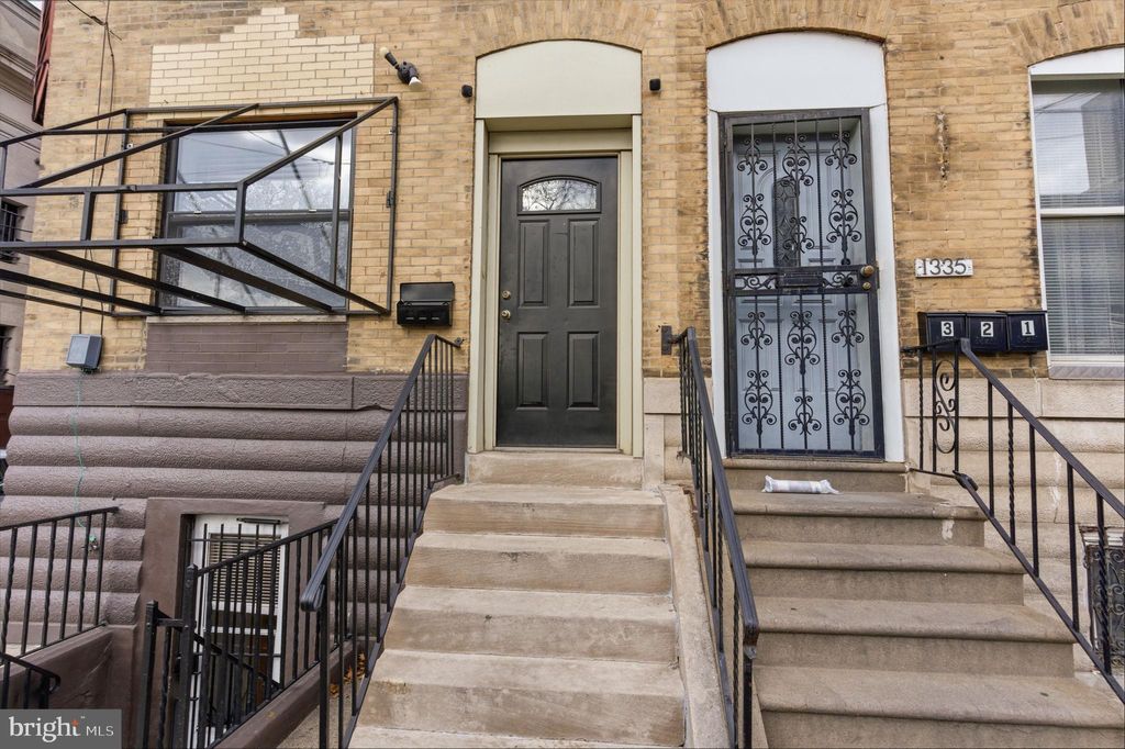 Photo of 1337 E Snyder Avenue, PHILADELPHIA, PA 19148 (MLS # PAPH2553564)