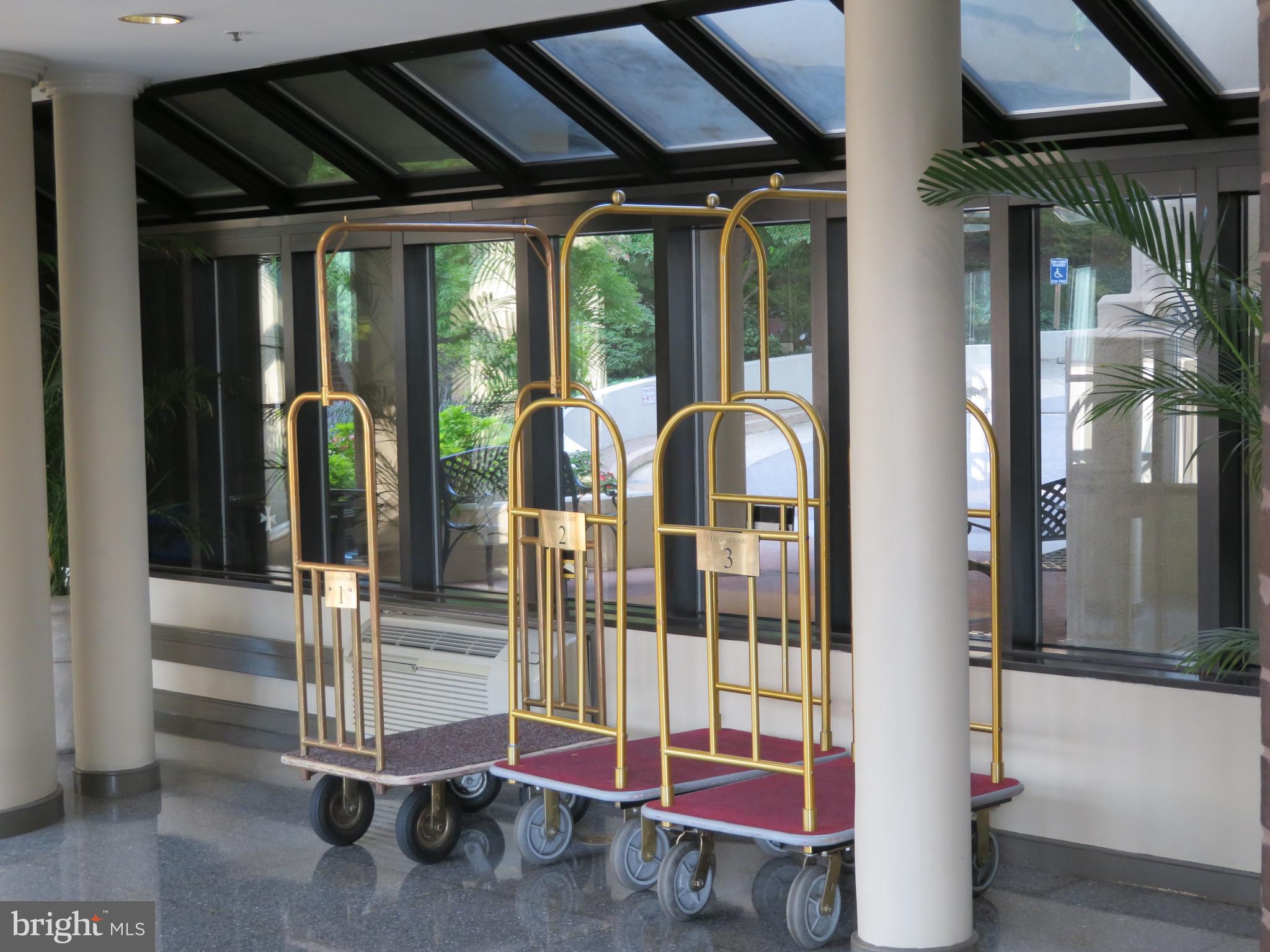 BELVEDERE - Residential Lease