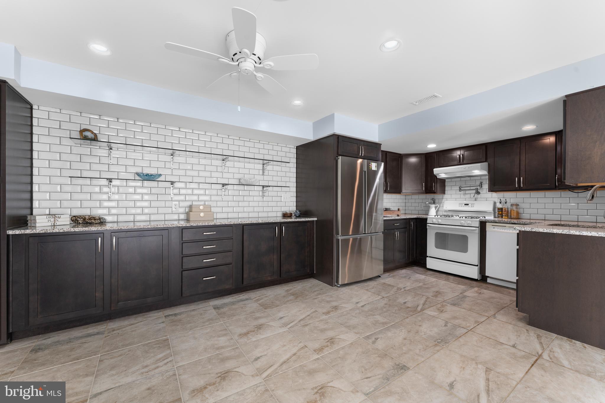 ROTHERWOOD II - Residential