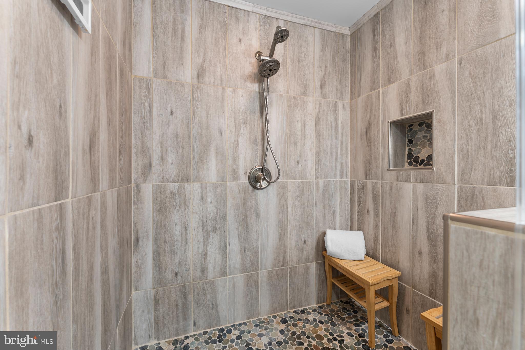 ROTHERWOOD II - Residential