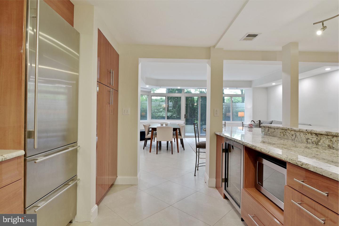 SOMERSET HOUSE - Residential Lease