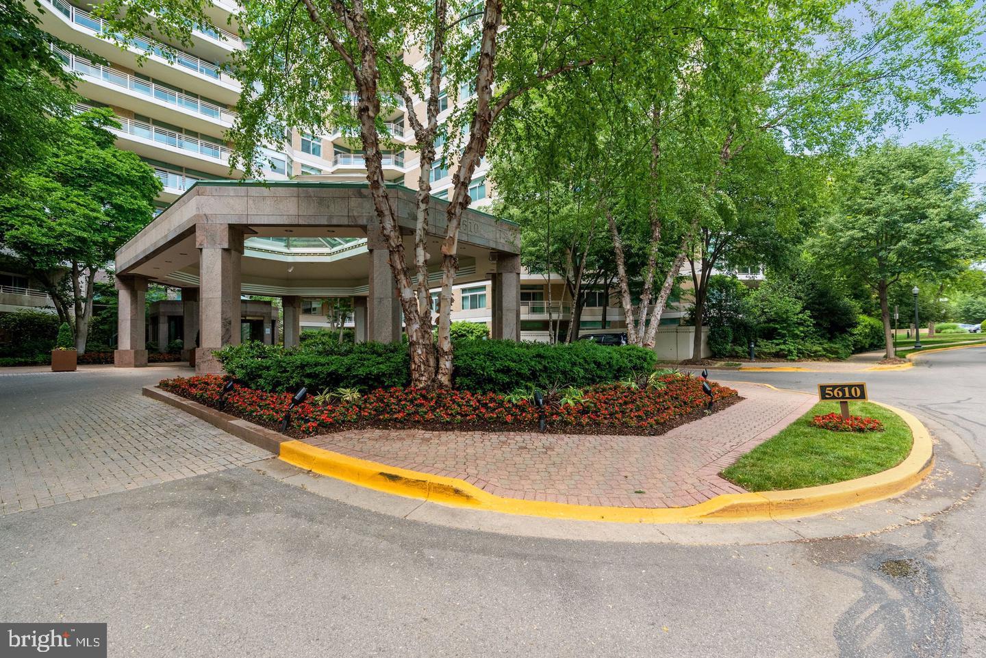 SOMERSET HOUSE - Residential Lease