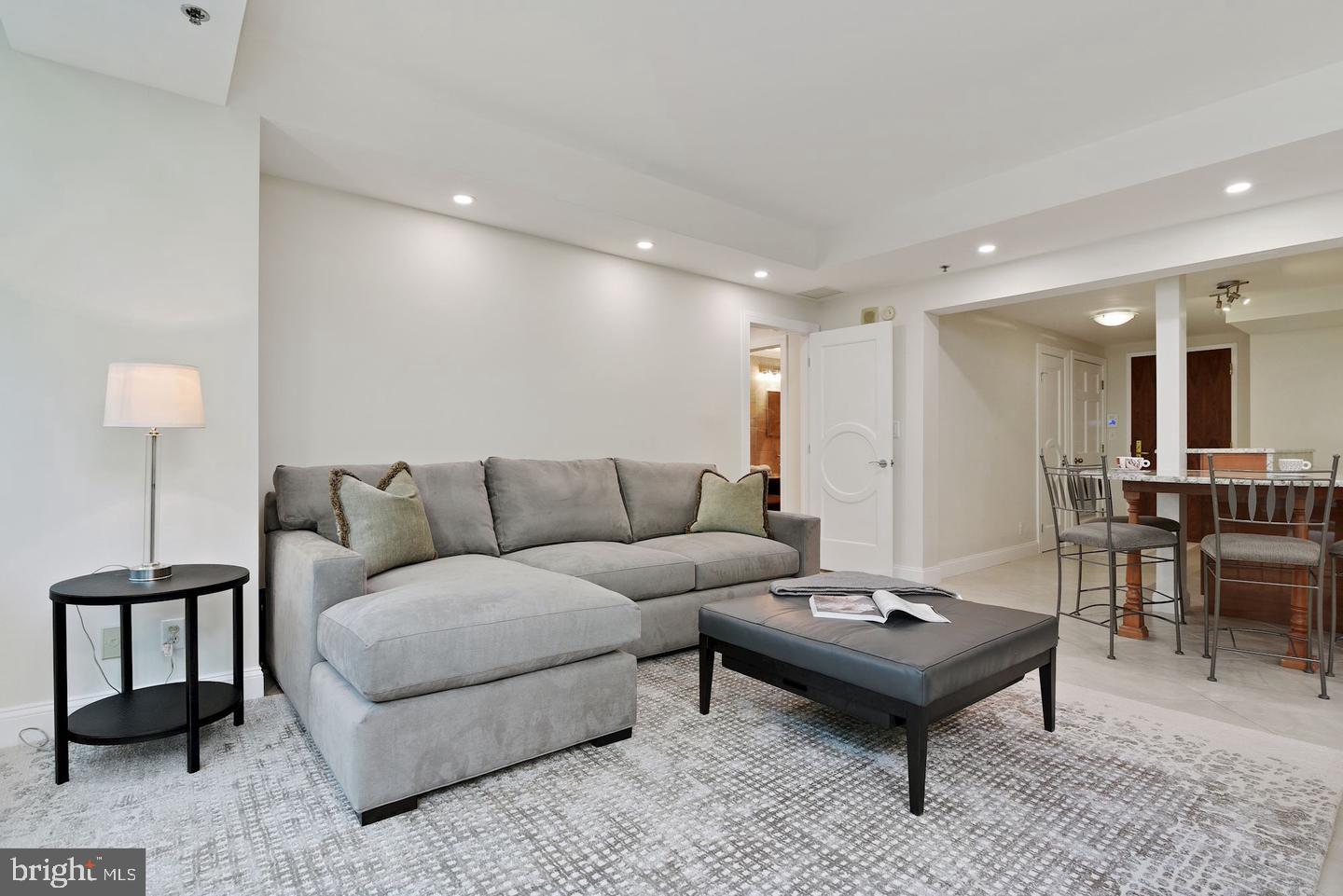 SOMERSET HOUSE - Residential Lease