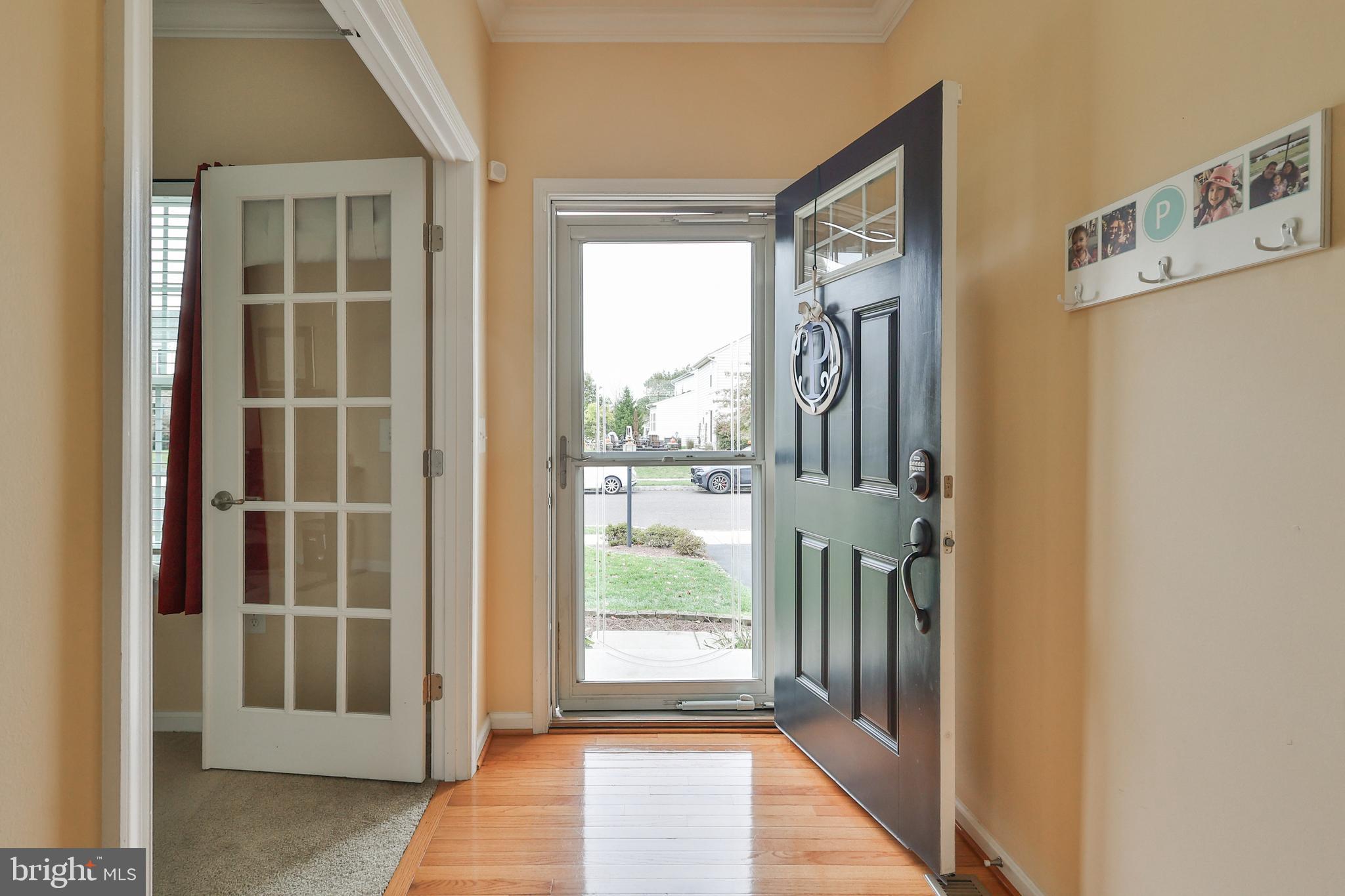 1086 HUNTINGTON ROAD