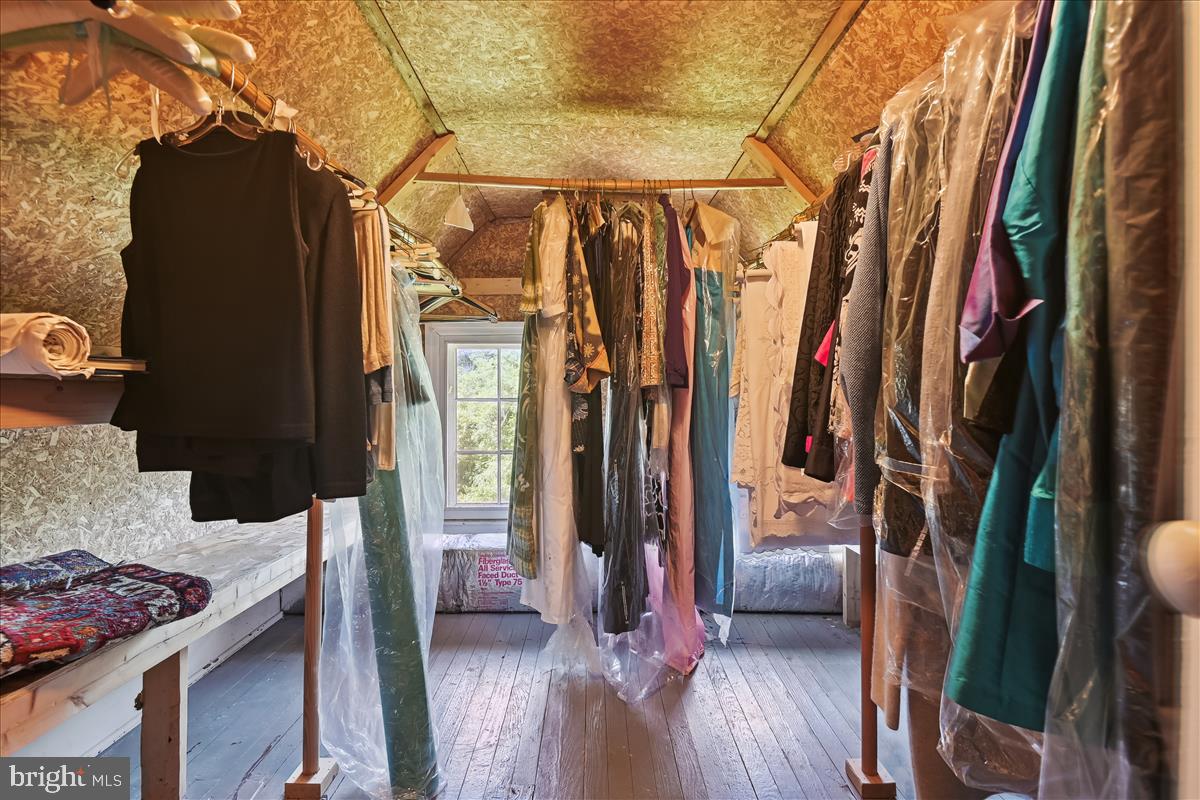 RUXTON - Residential