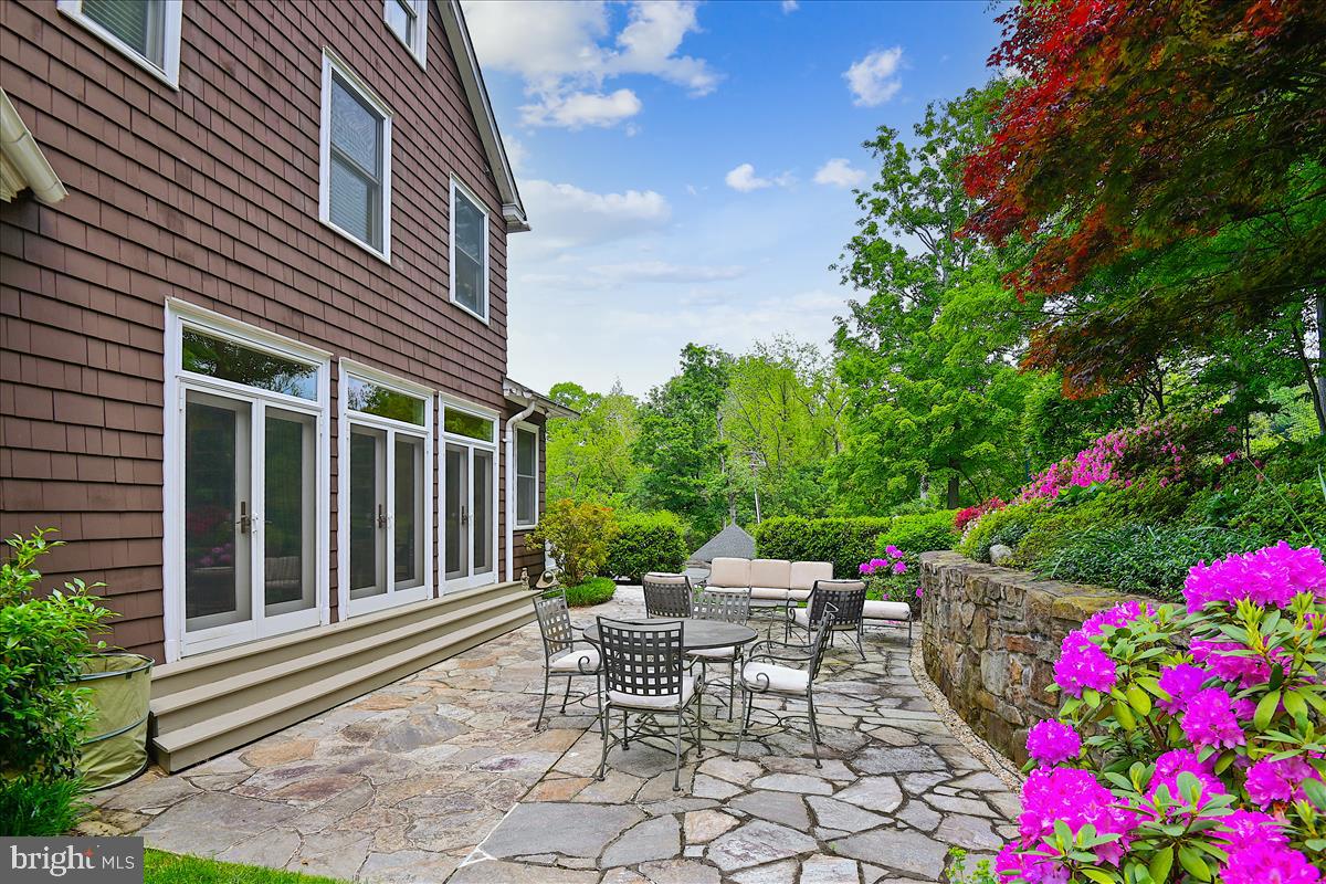 RUXTON - Residential