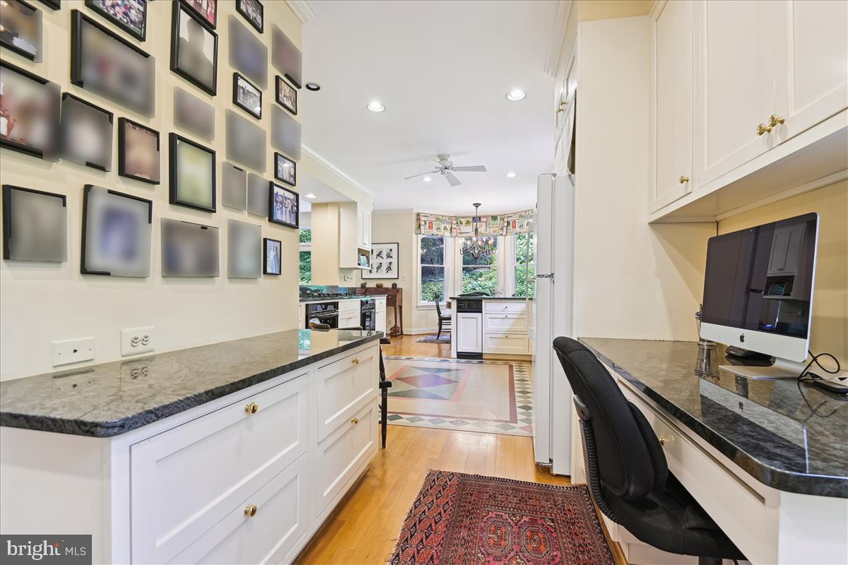 RUXTON - Residential