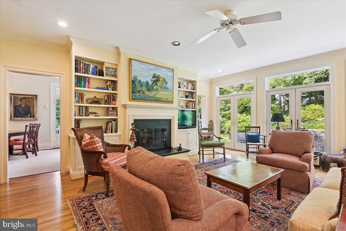 RUXTON - Residential