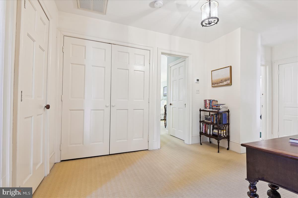 RUXTON - Residential