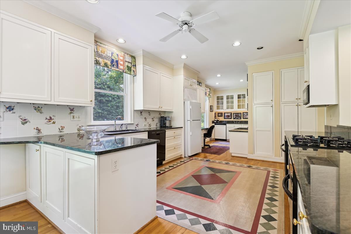 RUXTON - Residential