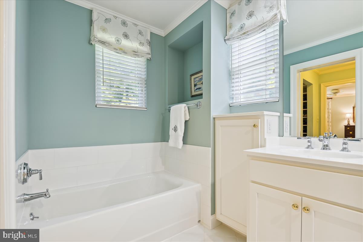 RUXTON - Residential