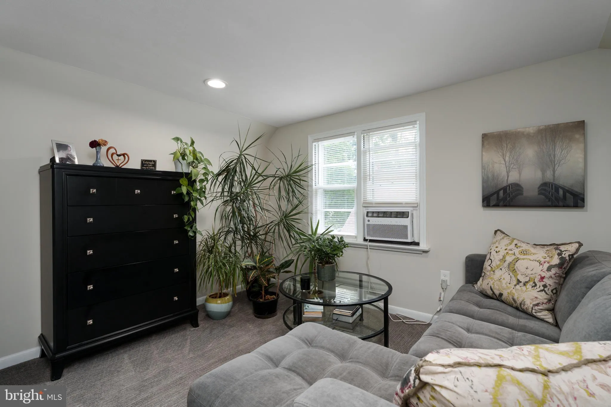 Ewing, New Jersey 08618, United States, 4 Bedrooms Bedrooms, ,2 BathroomsBathrooms,Residential,Coming Soon,170516