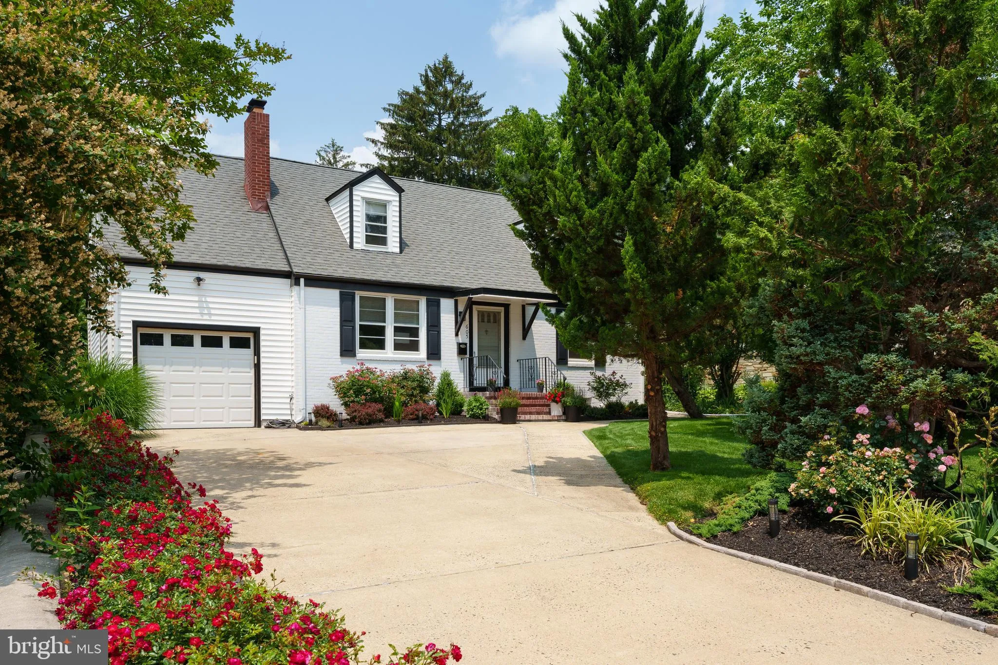 Ewing, New Jersey 08618, United States, 4 Bedrooms Bedrooms, ,2 BathroomsBathrooms,Residential,Coming Soon,170516