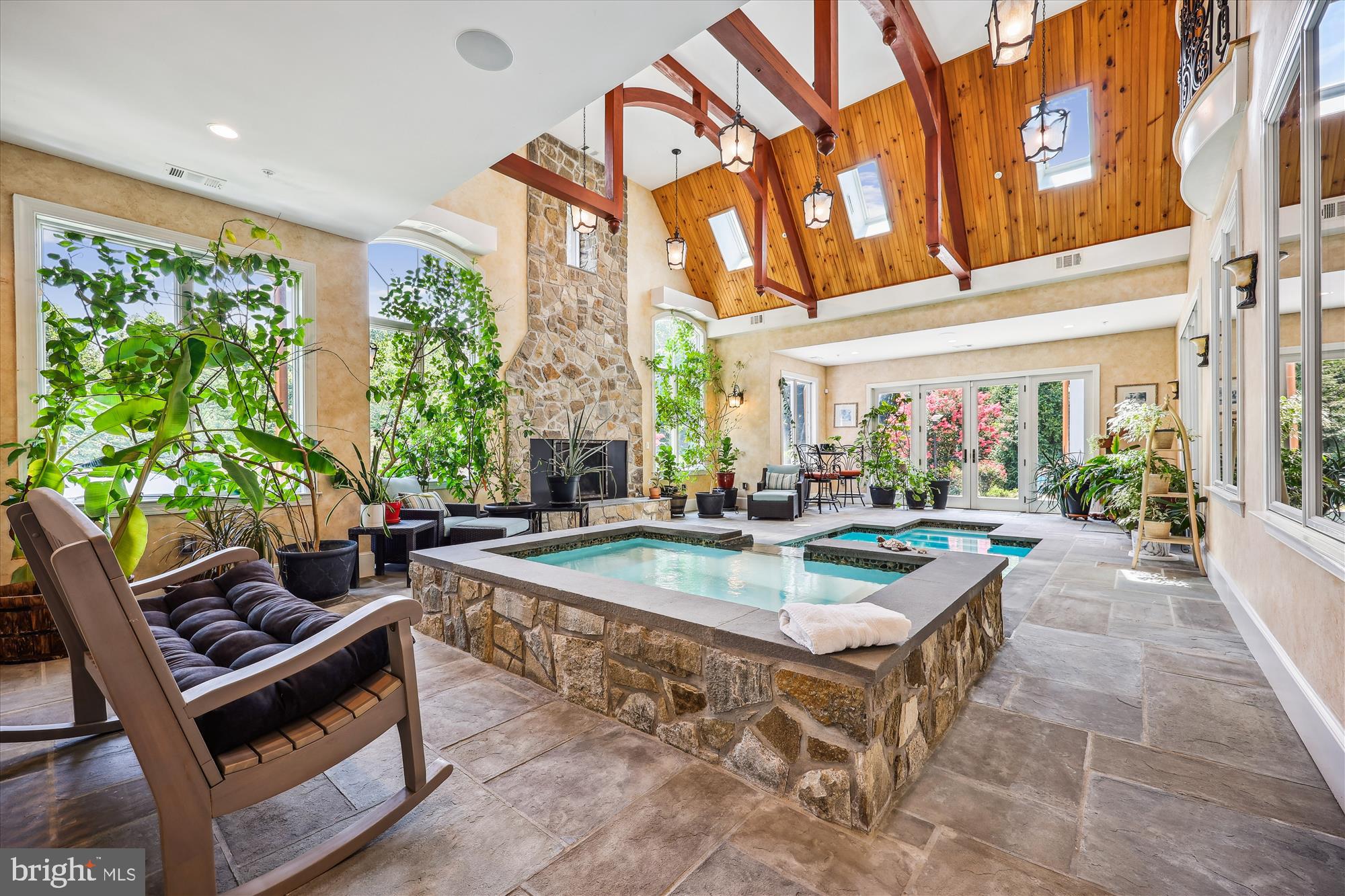 QUAIL RUN - Residential