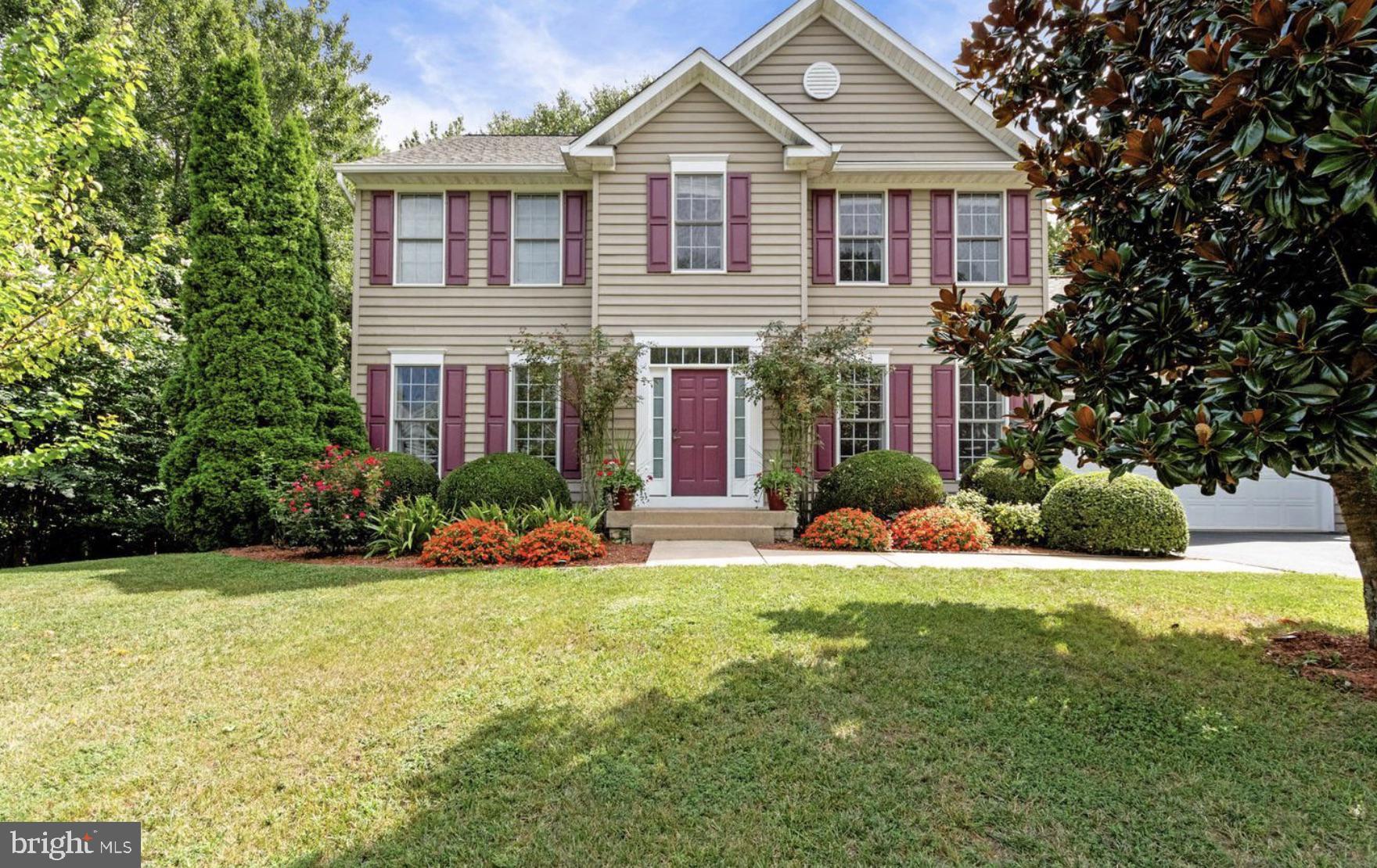 6712 CASTLETON DRIVE