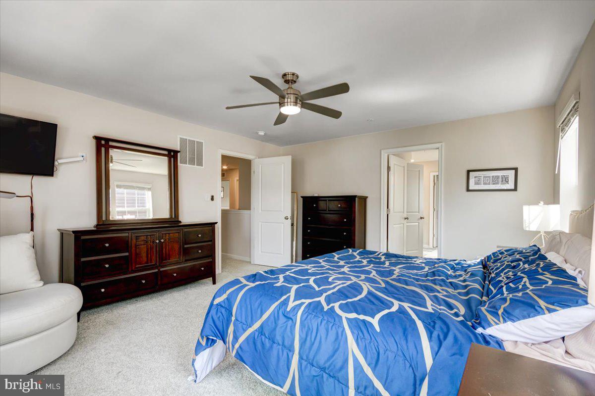 TWO RIVERS - Residential