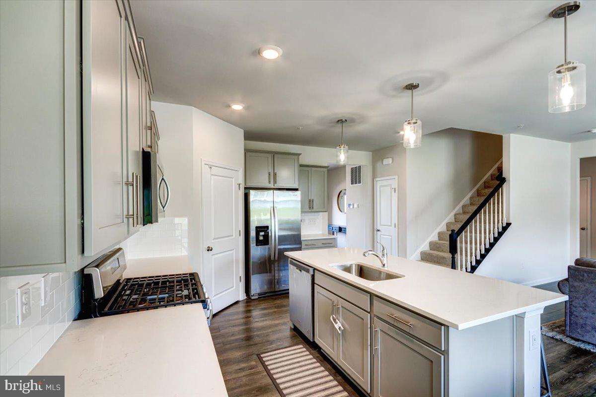 TWO RIVERS - Residential