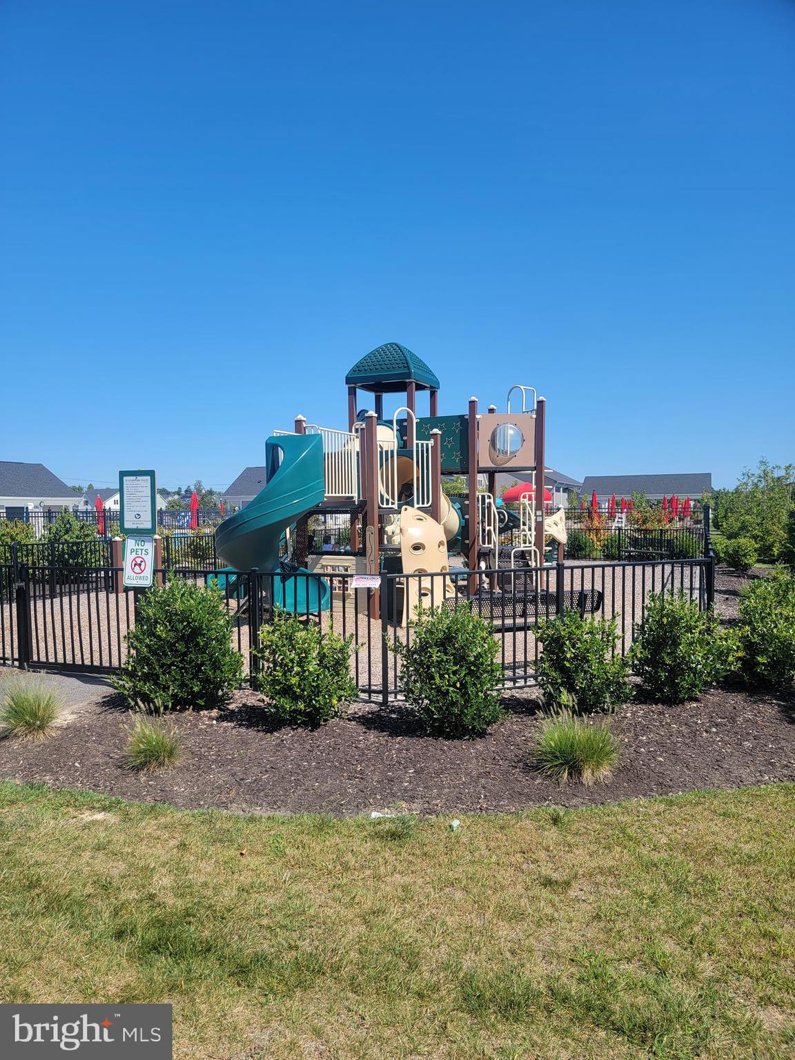 TWO RIVERS - Residential