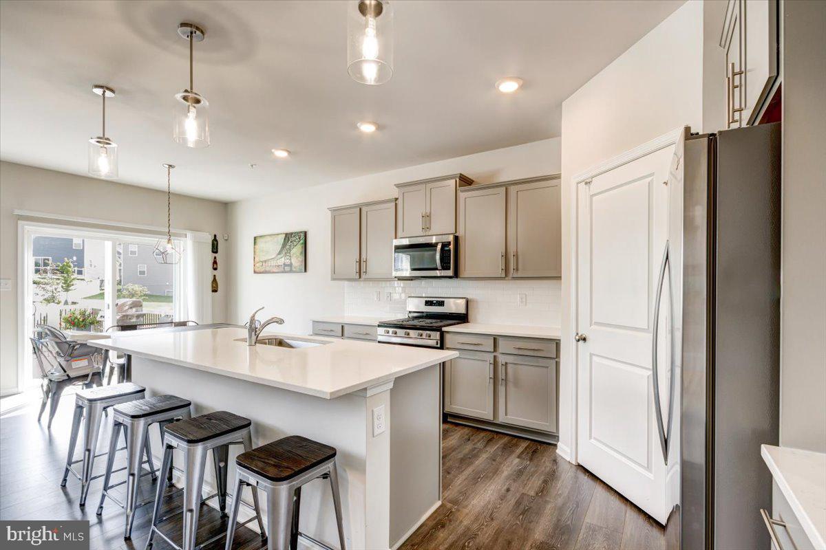 TWO RIVERS - Residential