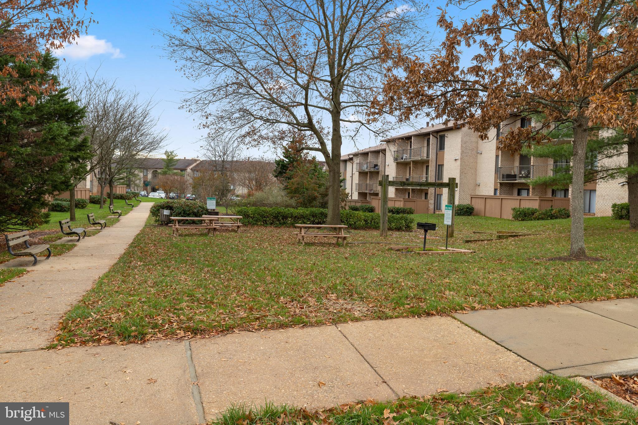 HUNTING RIDGE CONDOMINIUM - Residential