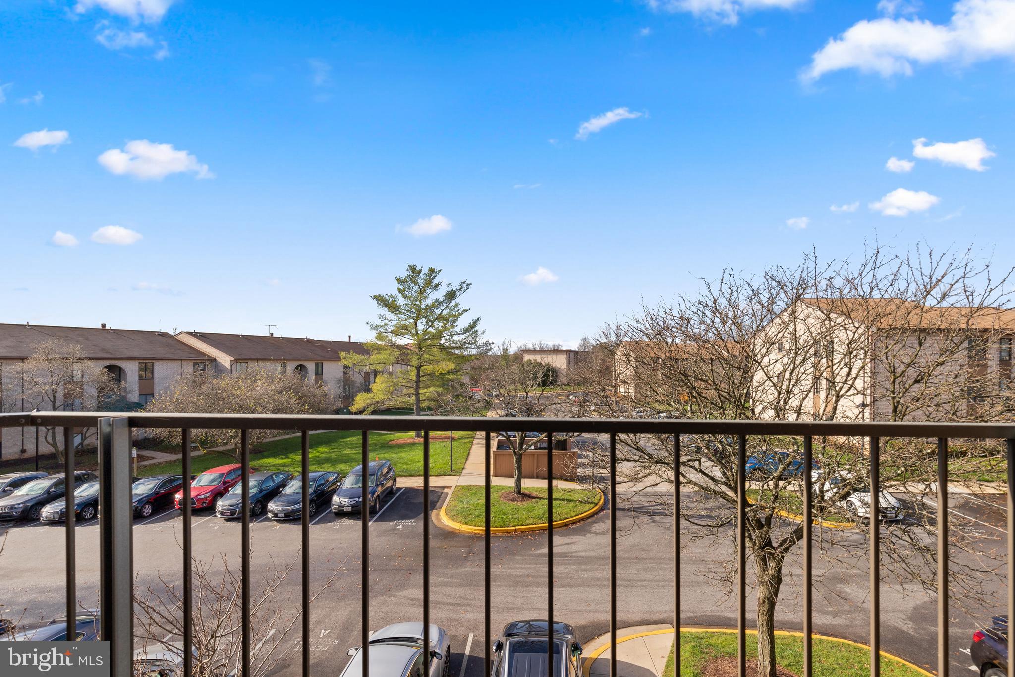 HUNTING RIDGE CONDOMINIUM - Residential