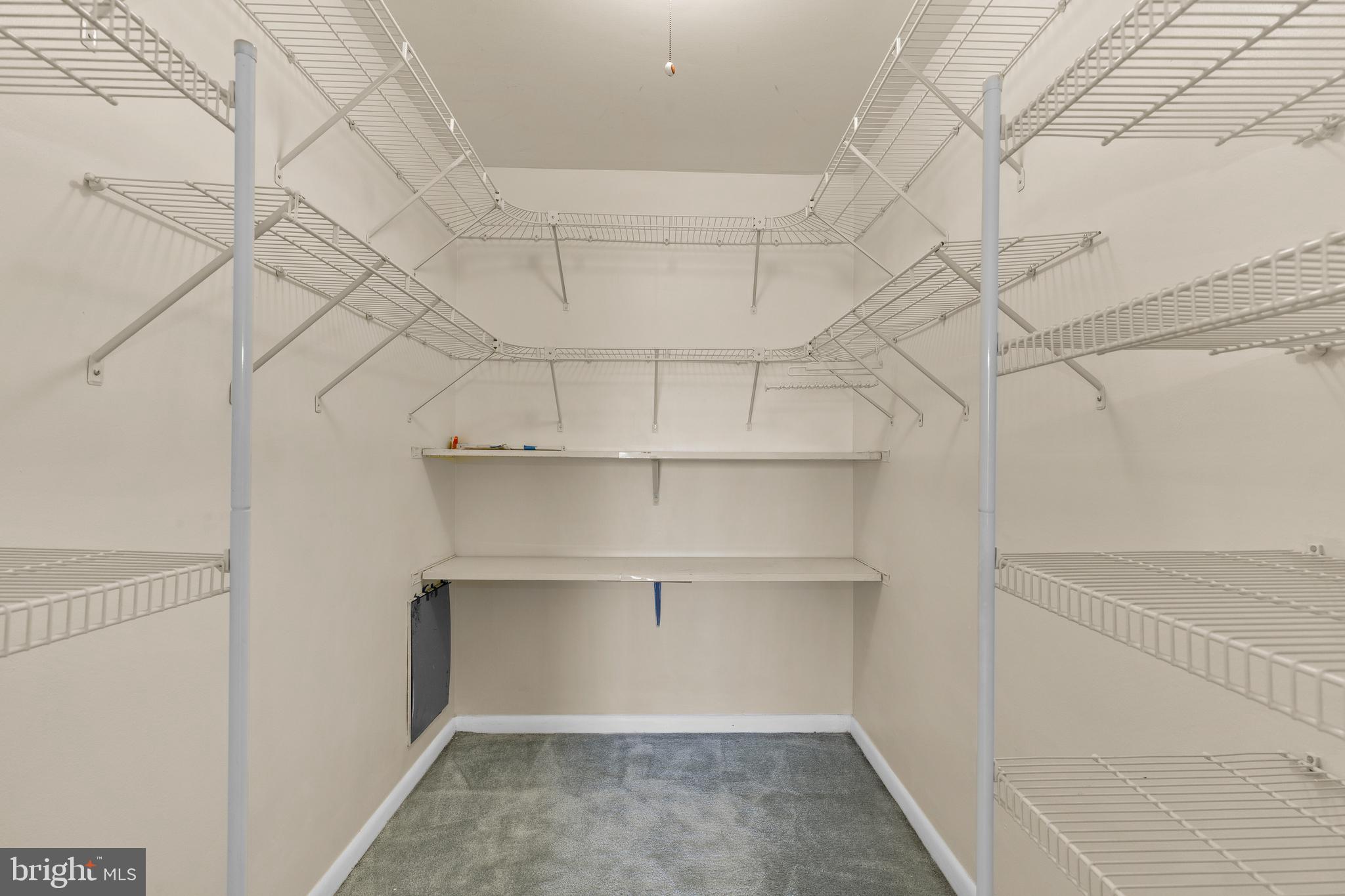 HUNTING RIDGE CONDOMINIUM - Residential