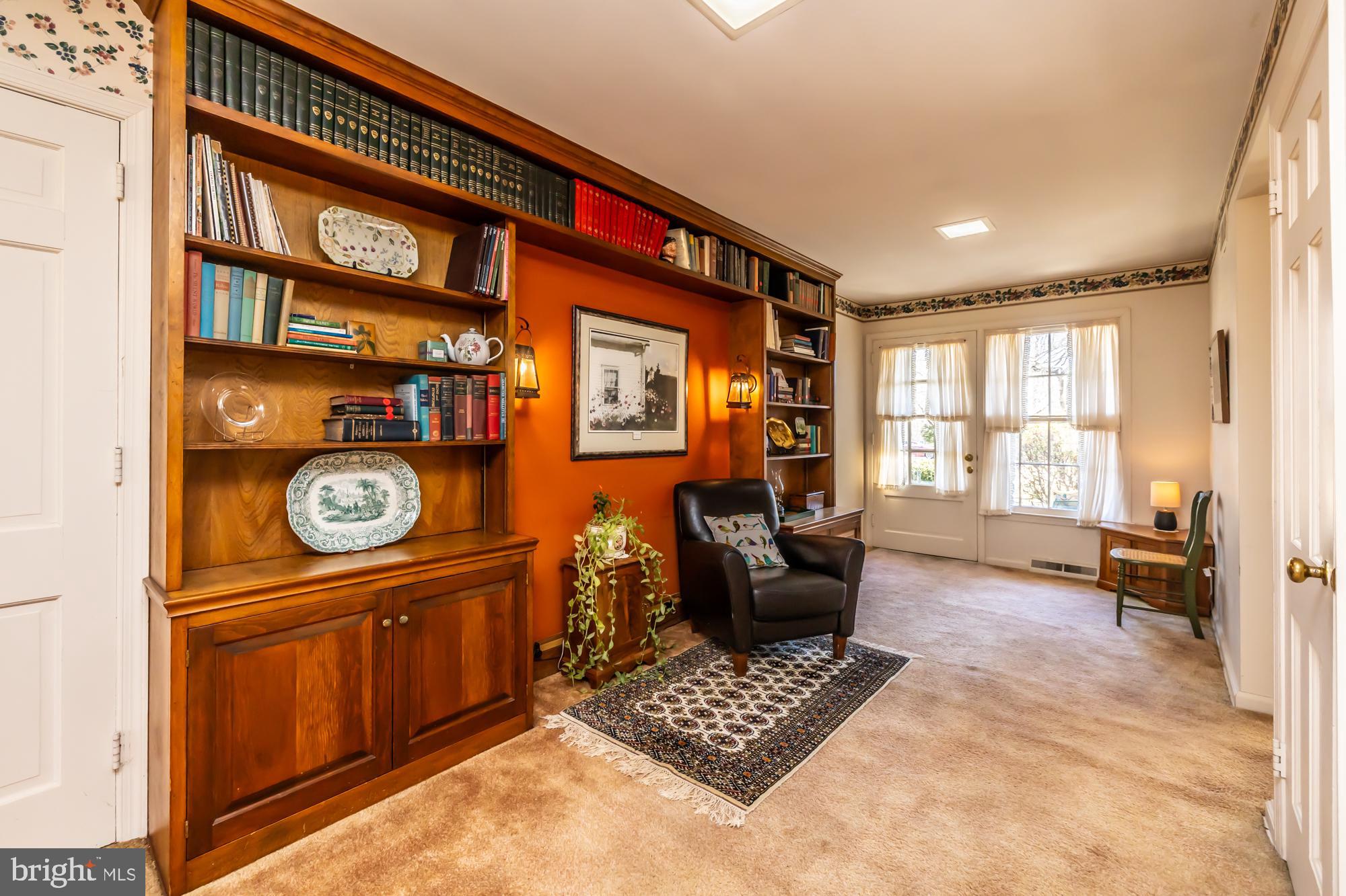 HOOPES PARK - Residential