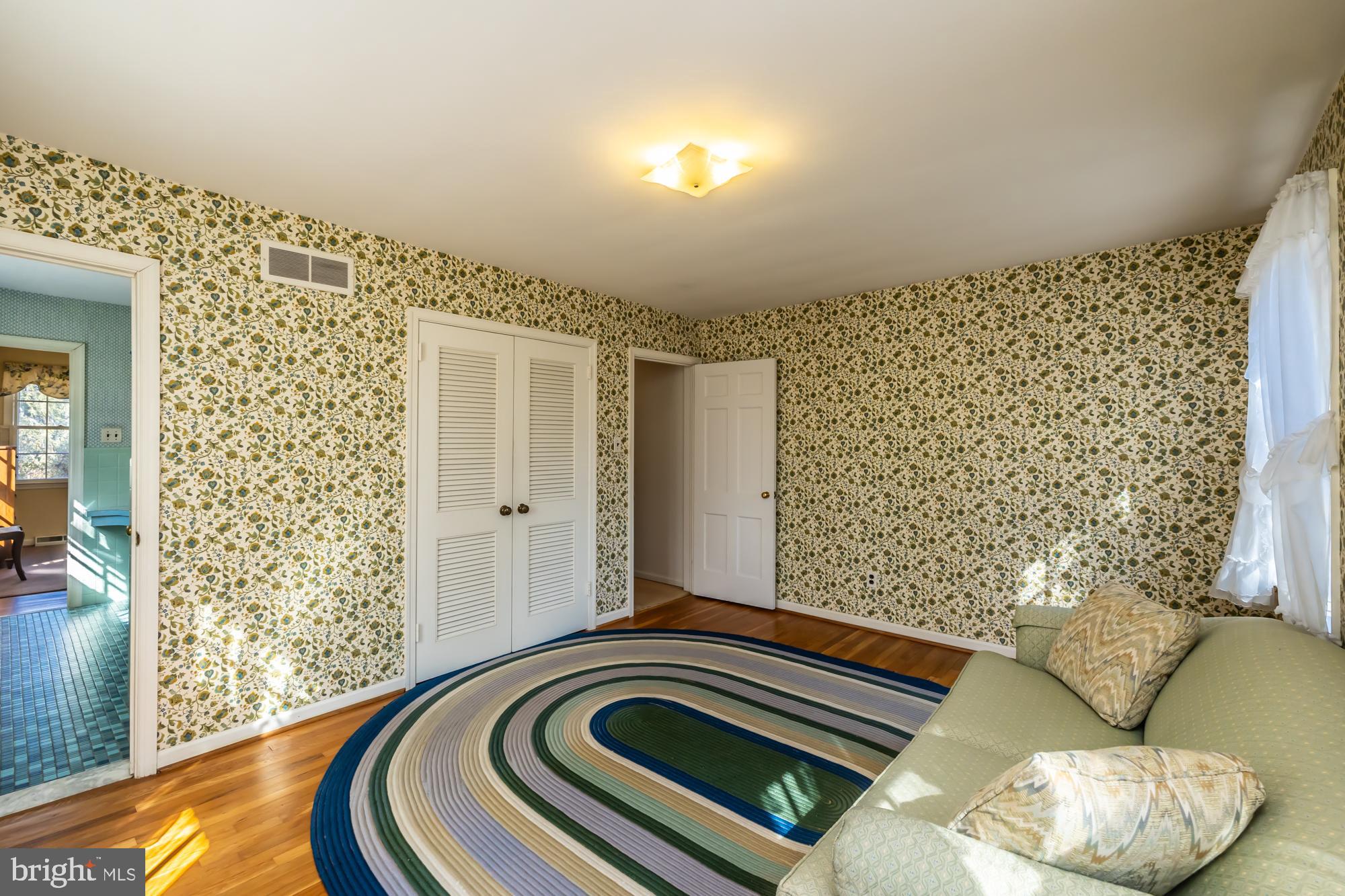 HOOPES PARK - Residential