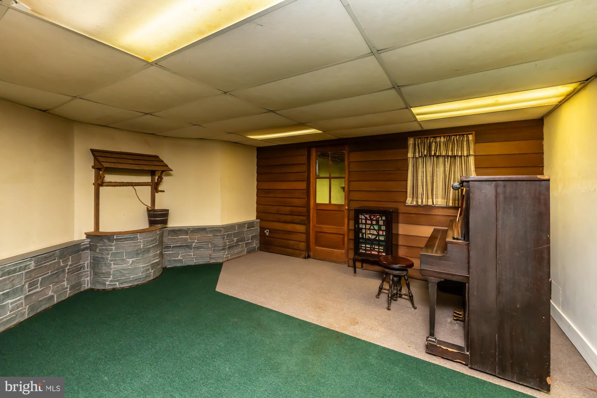 HOOPES PARK - Residential