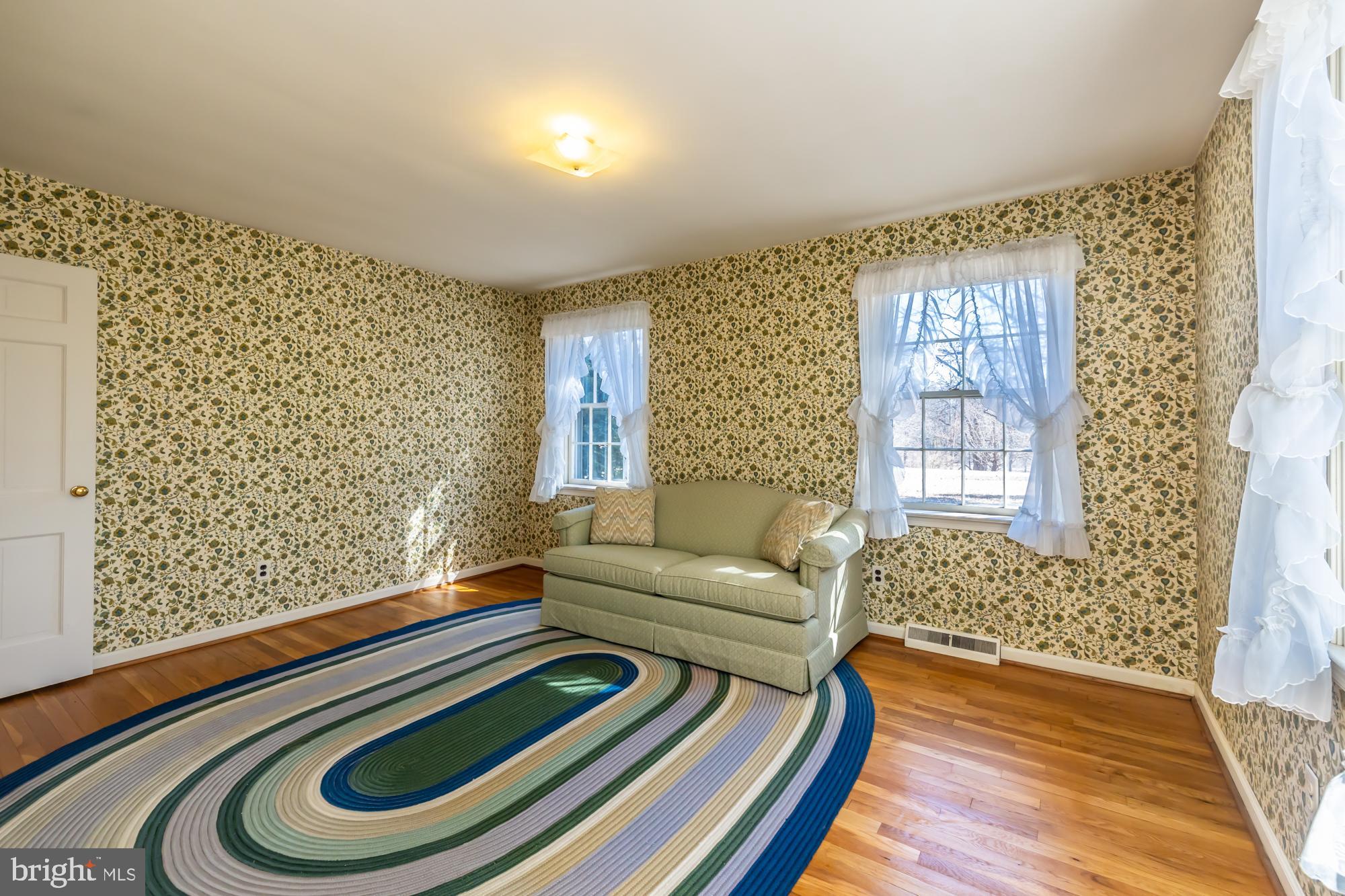 HOOPES PARK - Residential