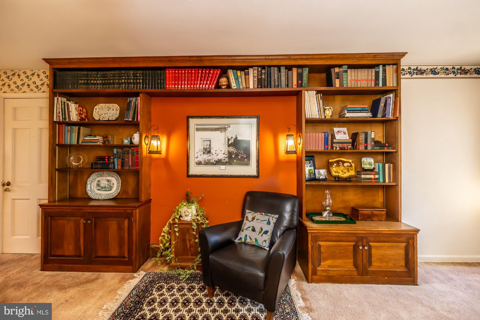 HOOPES PARK - Residential