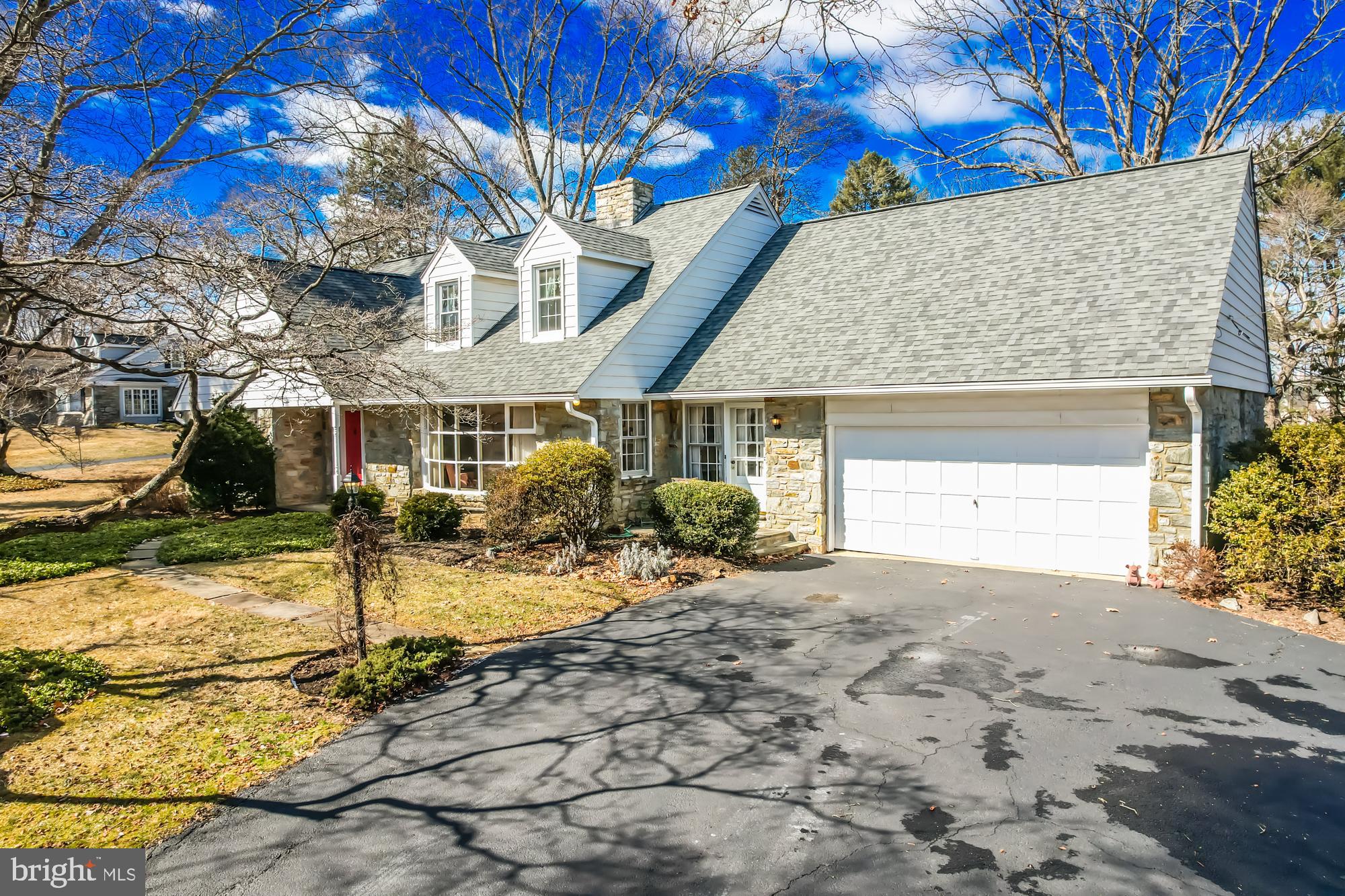 HOOPES PARK - Residential