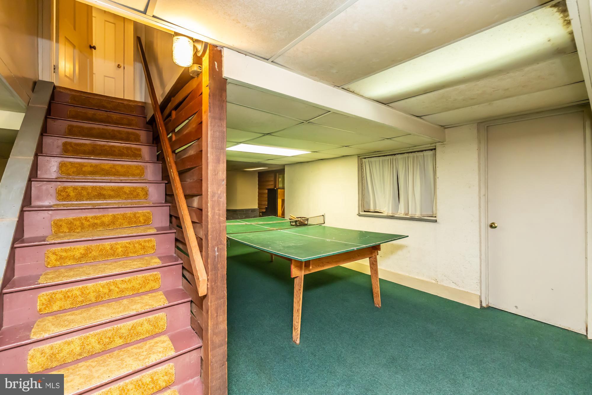 HOOPES PARK - Residential