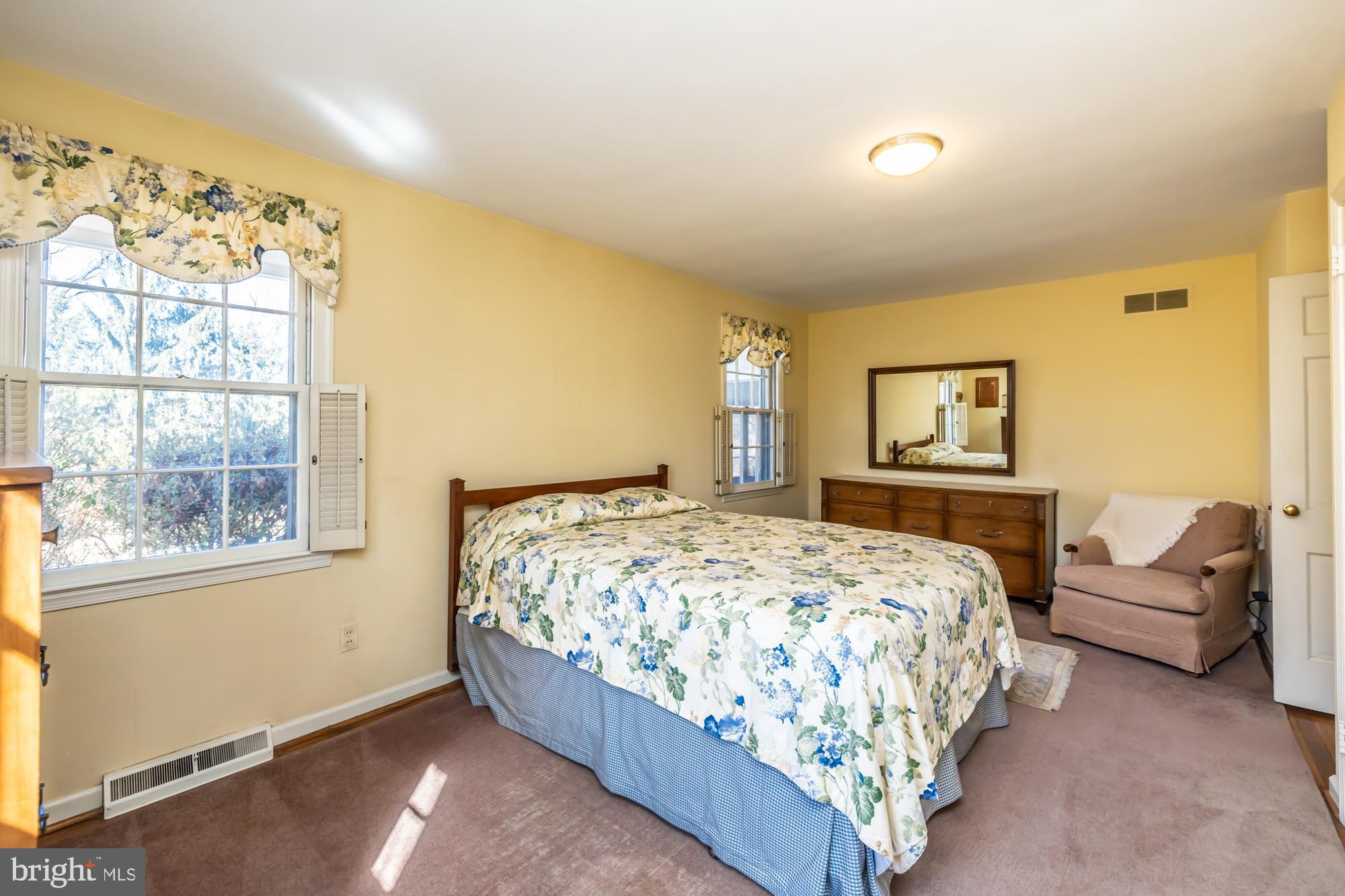 HOOPES PARK - Residential