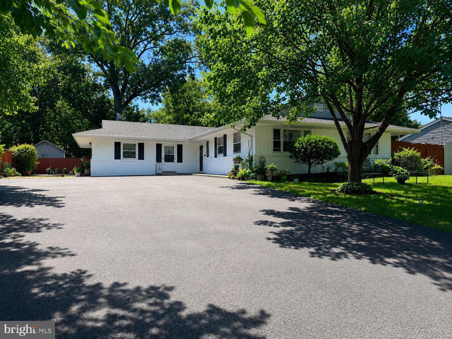 304 N STERLING BOULEVARD