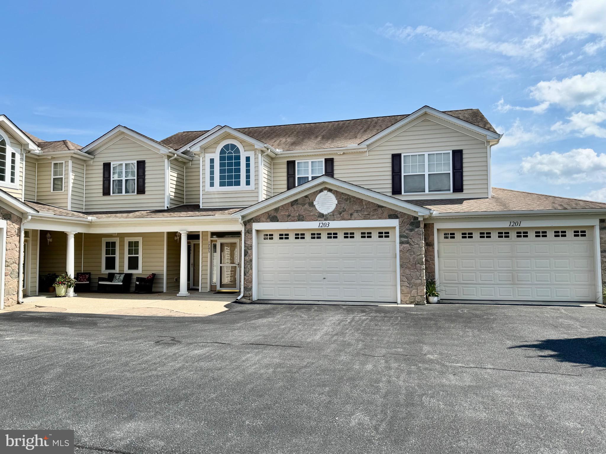 34686 REFUGE COVE 1201E