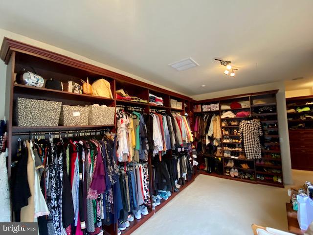 CEDAR CREST - Residential