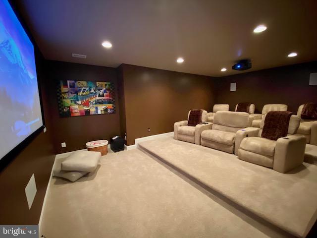 CEDAR CREST - Residential