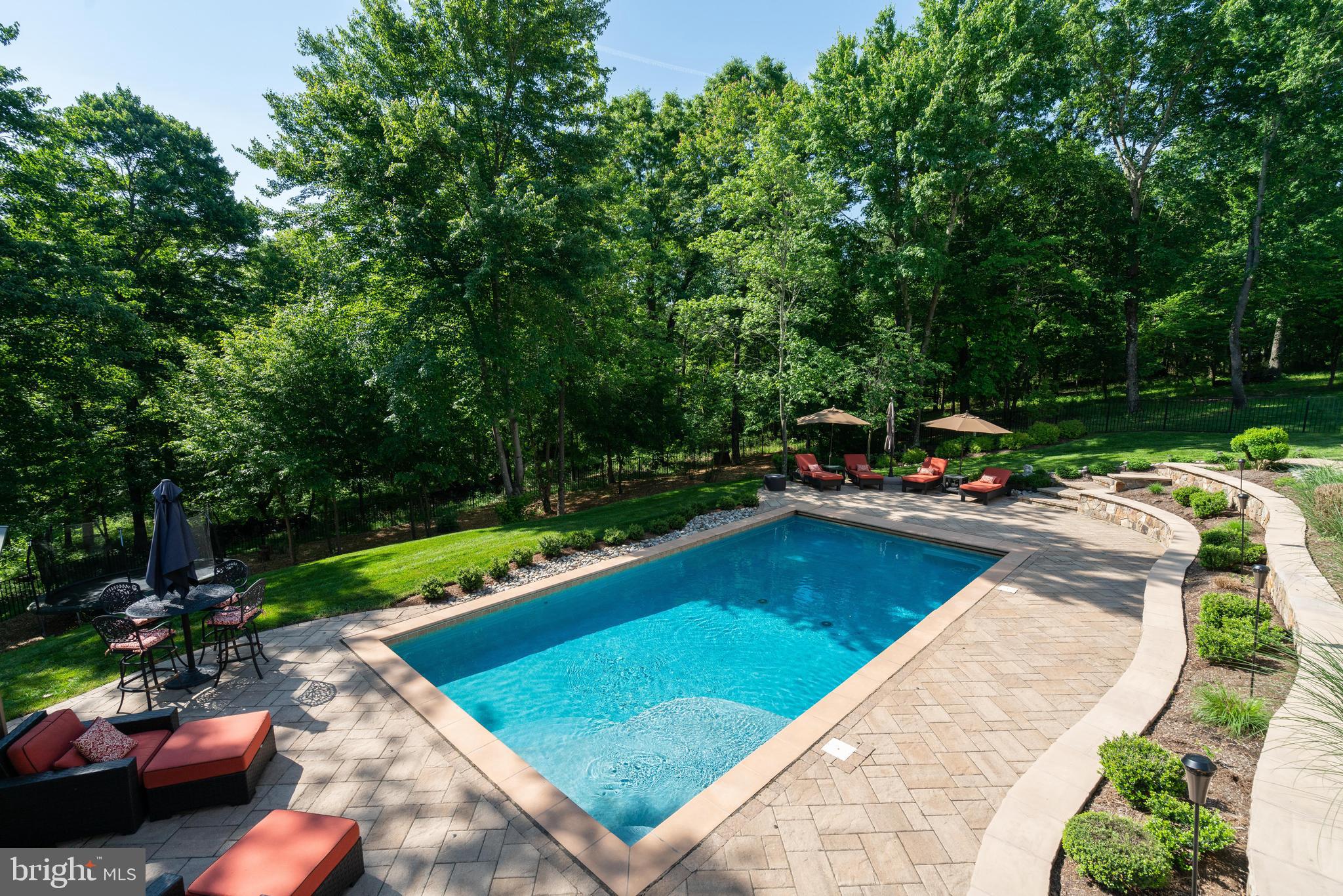 CEDAR CREST - Residential