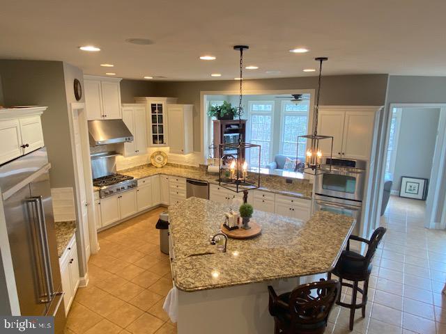 CEDAR CREST - Residential