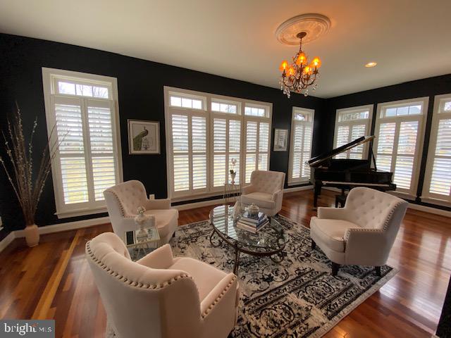 CEDAR CREST - Residential