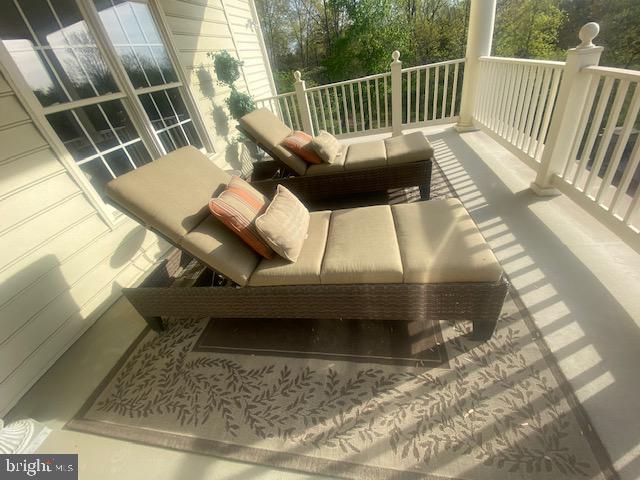 CEDAR CREST - Residential