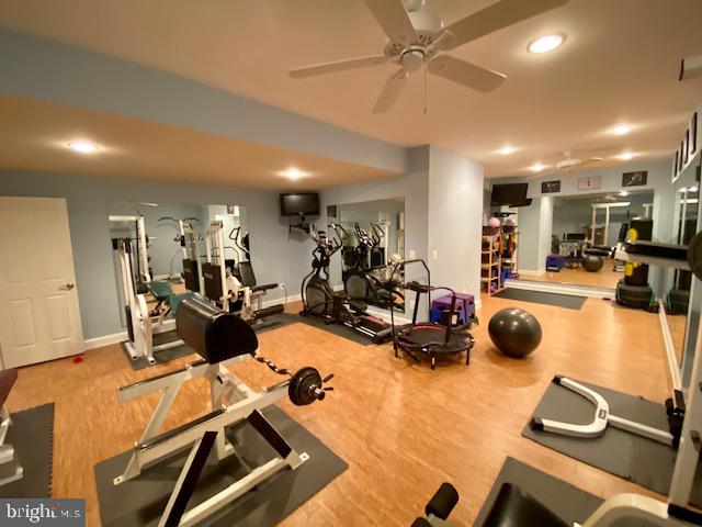 CEDAR CREST - Residential