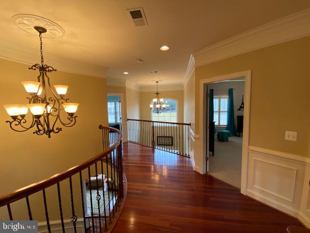 CEDAR CREST - Residential