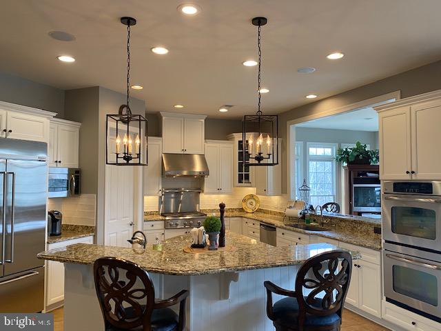 CEDAR CREST - Residential