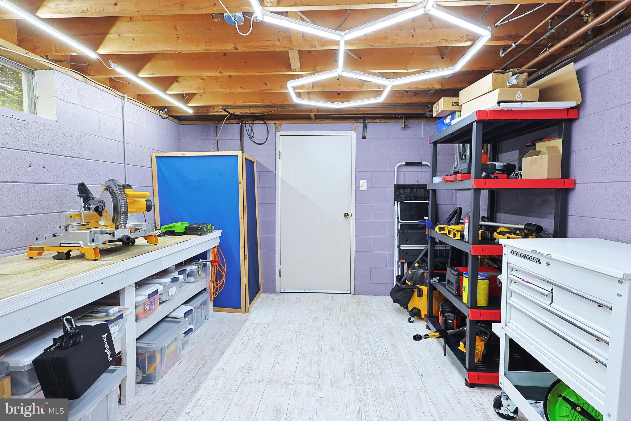 OLD FURNACE RD - Residential