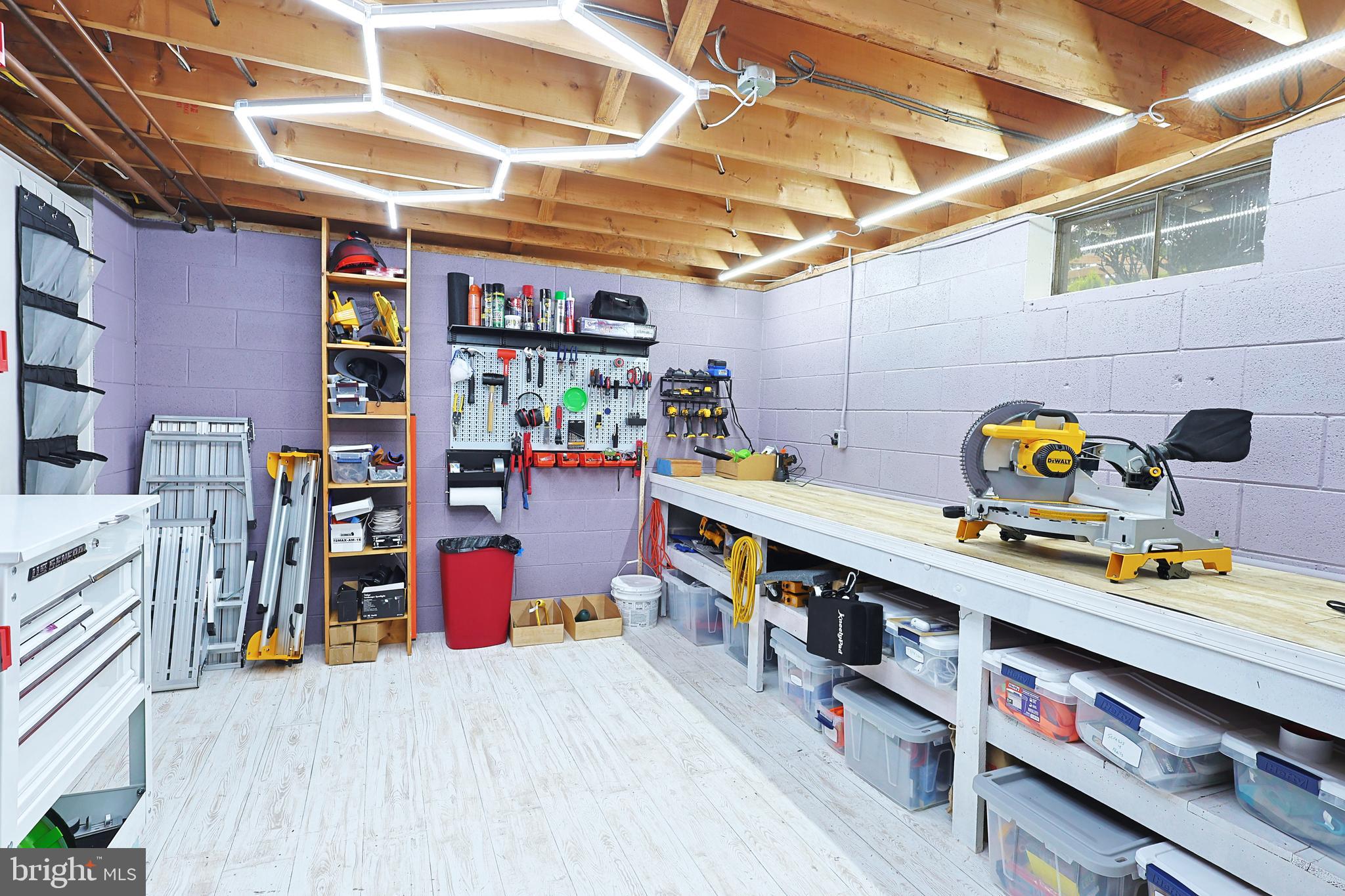 OLD FURNACE RD - Residential